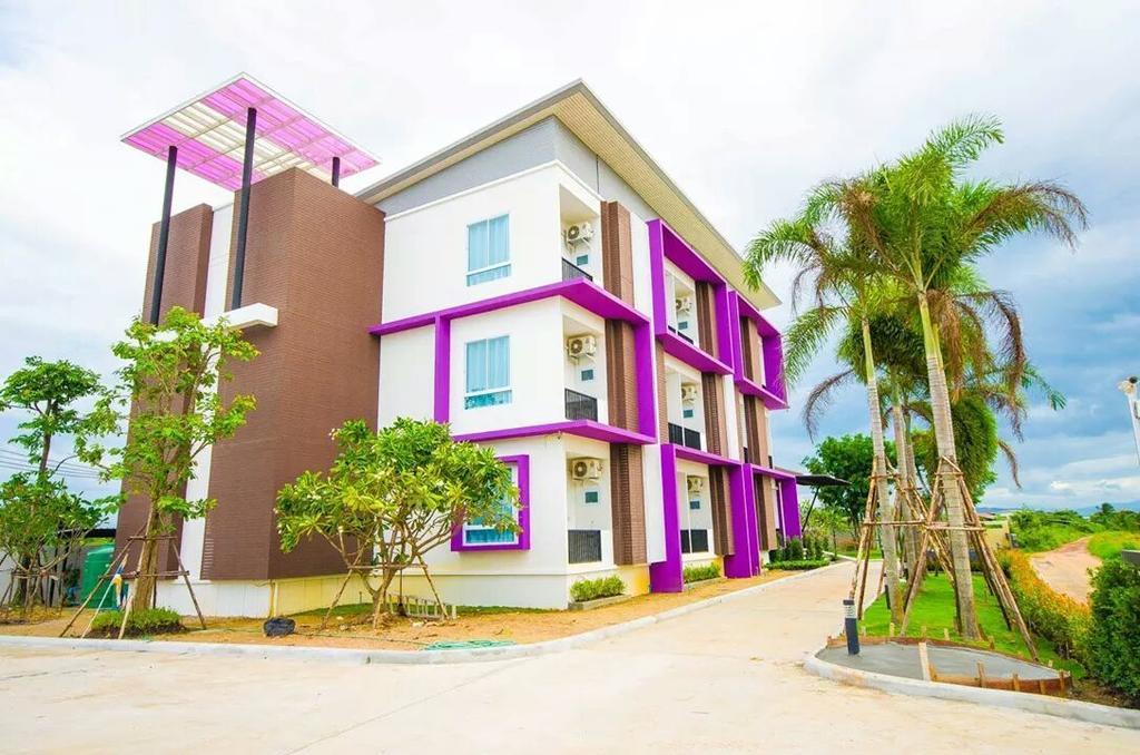 Fig Boutique Hotel Kamphaeng Phet Exterior photo